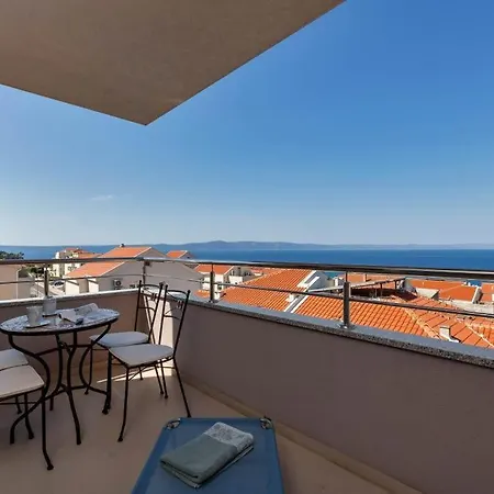 Victoria * Tučepi